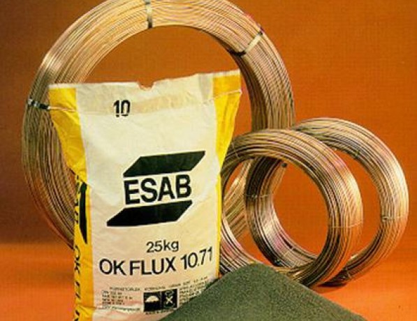 Флюс сварочный высокоосновной OK Flux 10.62 фото