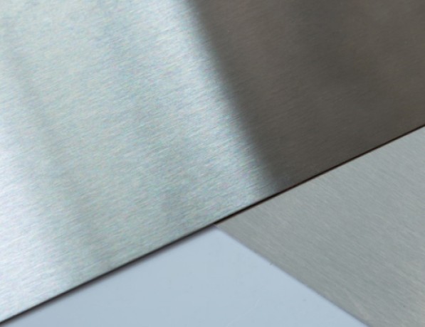 Лист нержавеющий шлифованный х/к 10Х14Г14Н4Т 0,9 мм ГОСТ 5582-75 фото