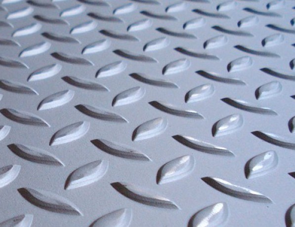 Лист нержавеющий рифленый г/к чечевица AISI 304 3 мм ГОСТ 8568-77 фото