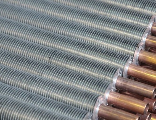 Труба биметаллическая круглая бесшовная х/т Ст10 М3р 22х4,5х0,4 мм ГОСТ 10192-62 фото